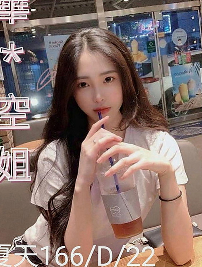 阿蓮八大娛樂網：米可 |二線藝人|167cm|46kg|D罩杯|21歲|水嫩多汁~服務主動 配合度極高 床上很主動，很騷，扭動她的身體
