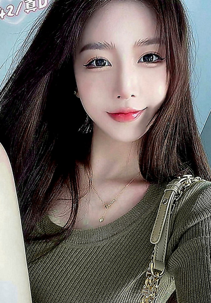 前金找女人：恩惠 |清純小美女|167cm|51kg|D罩杯|22歲|有腰有屁股手感好 奶可一把抓  希望能給大家留個好印象喔 ~