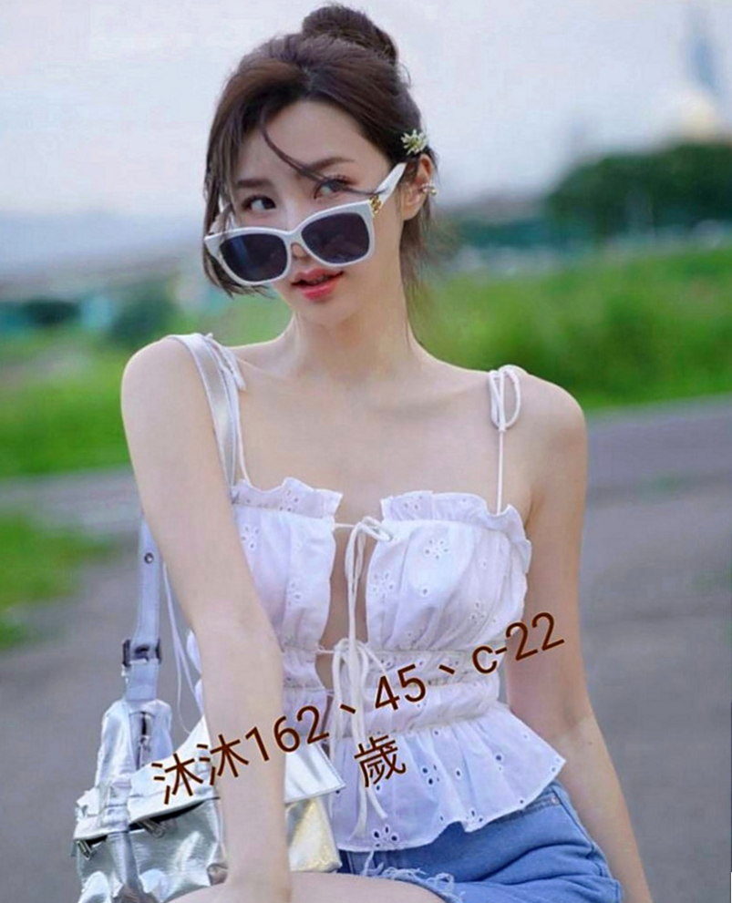 三星外叫小姐：妲己 |舞蹈系學生|170cm|44kg|E罩杯|20歲|白皙的皮膚 時尚會打扮 驚人美胸讓你「開喜」！