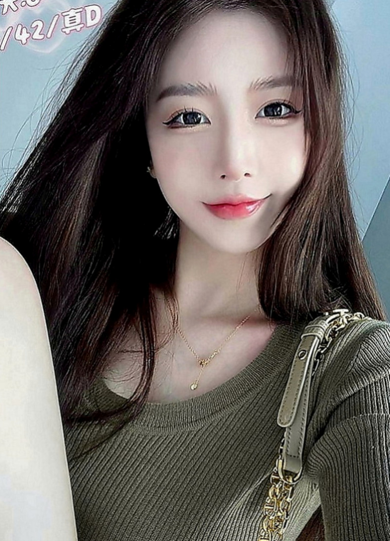 前金找女人：恩惠 |清純小美女|167cm|51kg|D罩杯|22歲|有腰有屁股手感好 奶可一把抓  希望能給大家留個好印象喔 ~
