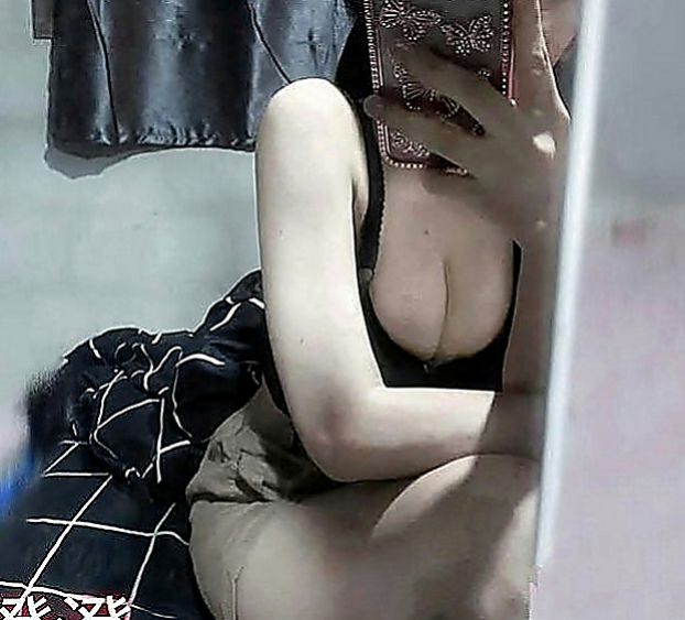 樹林好茶外送：琳琳 |淫蕩小騷婦|163cm|46kg|C罩杯|23歲|一定不能錯過的騷貨 涵涵還有在國小教書 所以要下課之後才方便（假日除外）