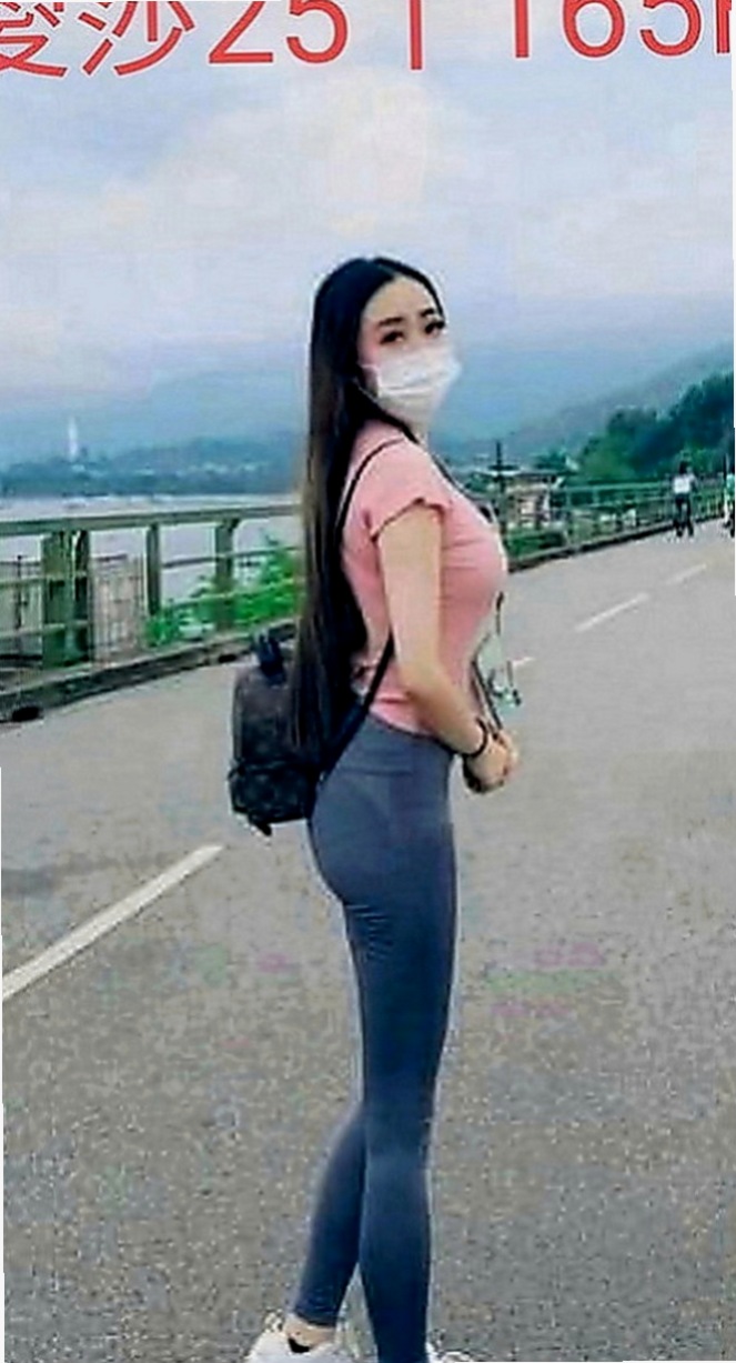 板橋按摩全套：采兒 |航空空姐|170cm|50kg|C罩杯|23歲|胸部搓澡.舔穴.奶炮 前挺後翹 配合度一級棒 (BJ超厲害)先你kiss