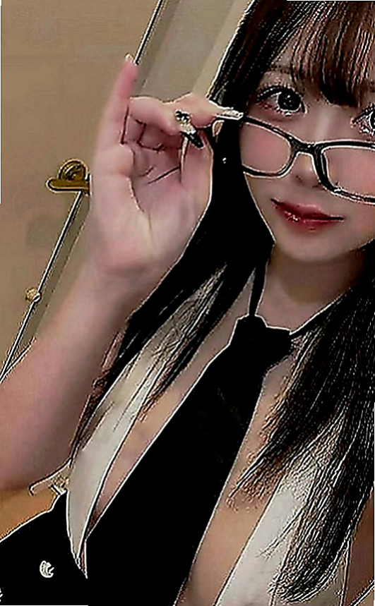 台東找妹妹：沙拉 |乳寂寞少婦|166cm|54kg|D罩杯|21歲|跪著吃著肉棒，而且只能跪著吃，或是主人下班一回到家，我就爬去主人身旁，