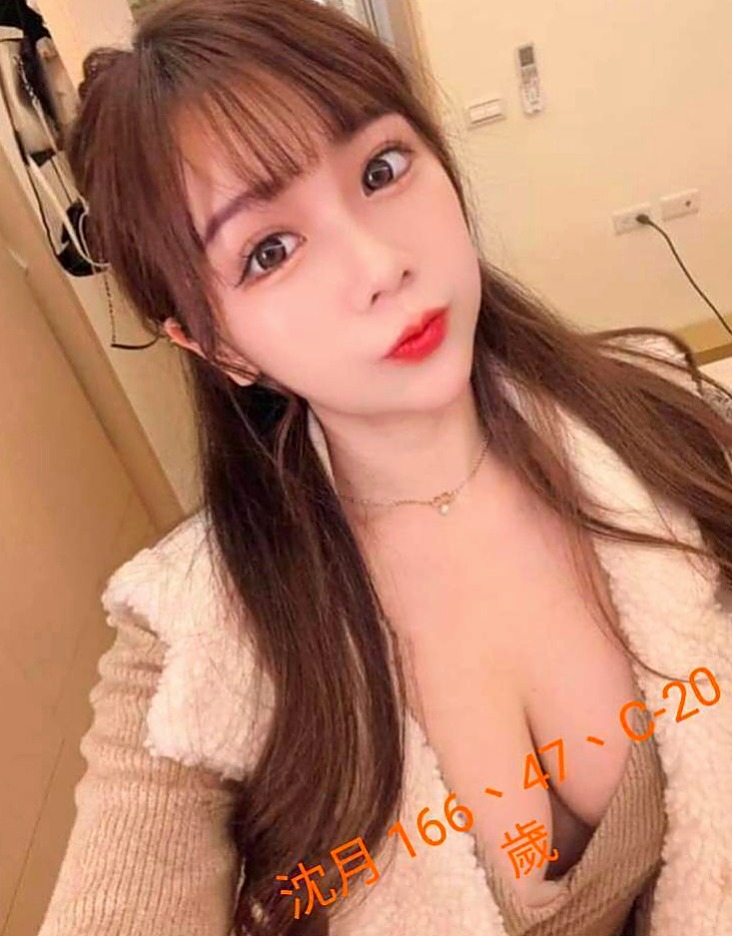 鳥松按摩全套：拉瑞 |#護士兼職|167cm|53kg|C罩杯|24歲|就想體驗一下A片裡面的情節  皮膚很白 腿很直很白 超小巧